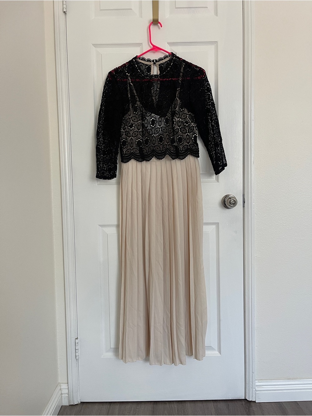 Modcloth Black Lace Bodice with Cream Pleated Skirt Maxi Dress